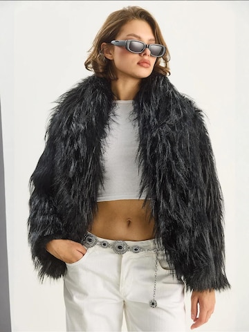 Bianco Lucci Tussenmantel in Zwart