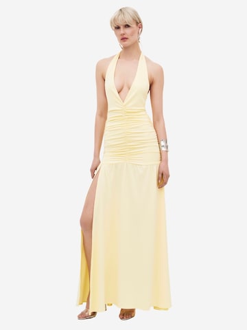 Robe de cocktail ' AVEN ' OW Collection en jaune : devant