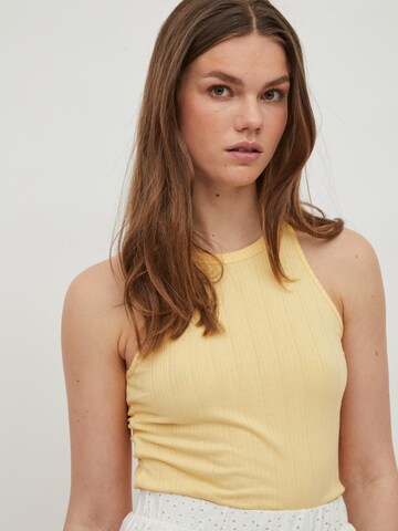 VILA - Top 'Athalia' en amarillo