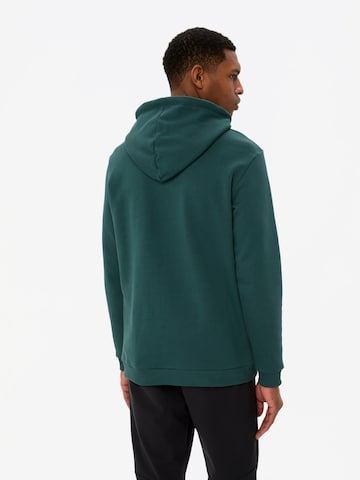 VAUDE Sports sweatshirt 'Manukau III' in Green