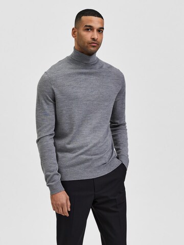 Pull-over SELECTED HOMME en gris : devant