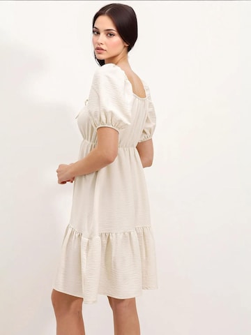 Bigdart Jurk in Beige