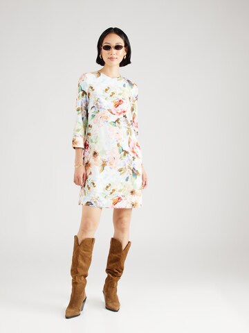 SWING - Vestido en beige: frente