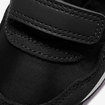 Nike Sportswear Σνίκερ 'Valiant' σε μαύρο