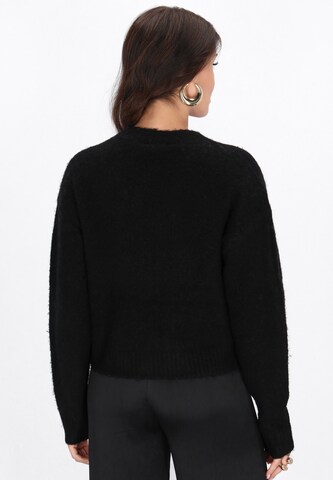 faina Knit cardigan in Black