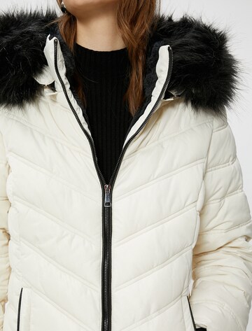 Koton Tussenjas in Beige