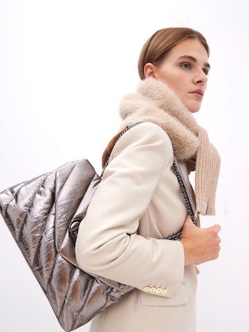 Lola Casademunt Ročna torbica | siva barva