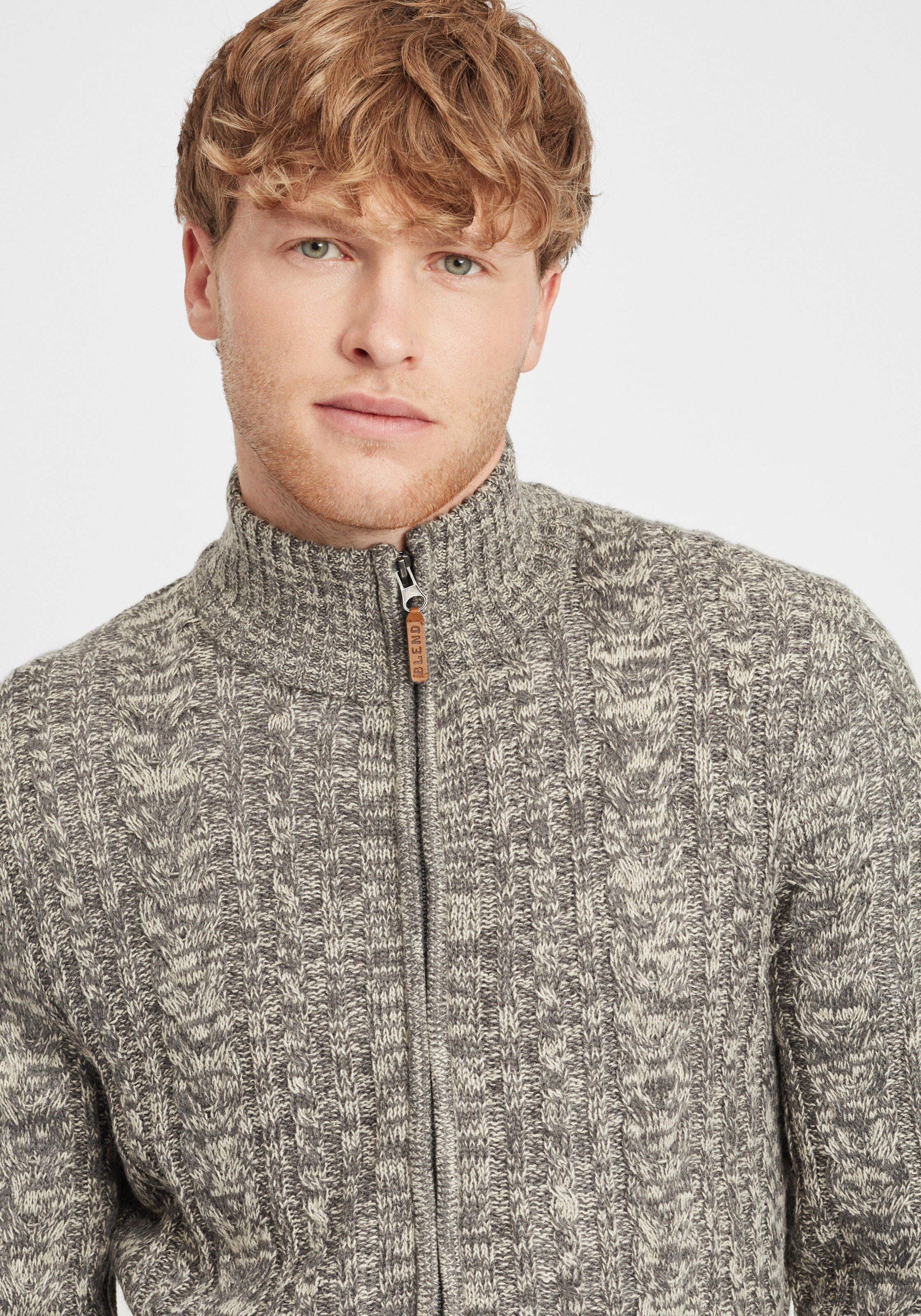 Männer Pullover & Strick BLEND Strickjacke 'Zoltem' in Grau - TZ39231 Männer Pullover & Strick BLEND Strickjacke 'Zoltem' in Grau - TZ39231