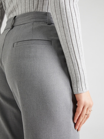 Soft Rebels Loose fit Pleat-Front Pants 'Vilmas Vilja' in Grey