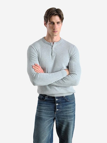 Pullover di Giesto in grigio