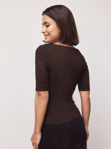 Maglietta di Next in marrone