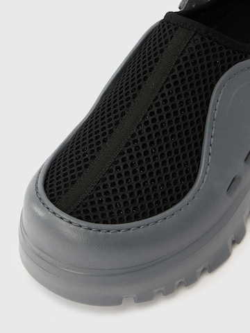 UGG Sandalen 'PeakMod' in Grijs