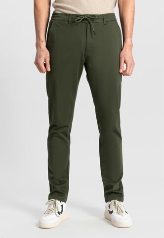 Dstrezzed Regular Trousers 'The Lancaster' in Green: front