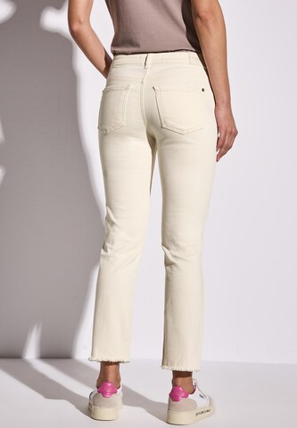 STREET ONE Slimfit Jeans in Beige