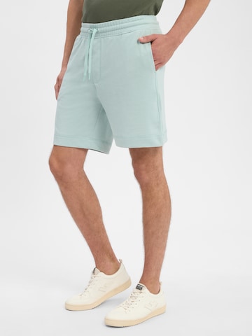 Nils Sundström Regular Pants in Green: front