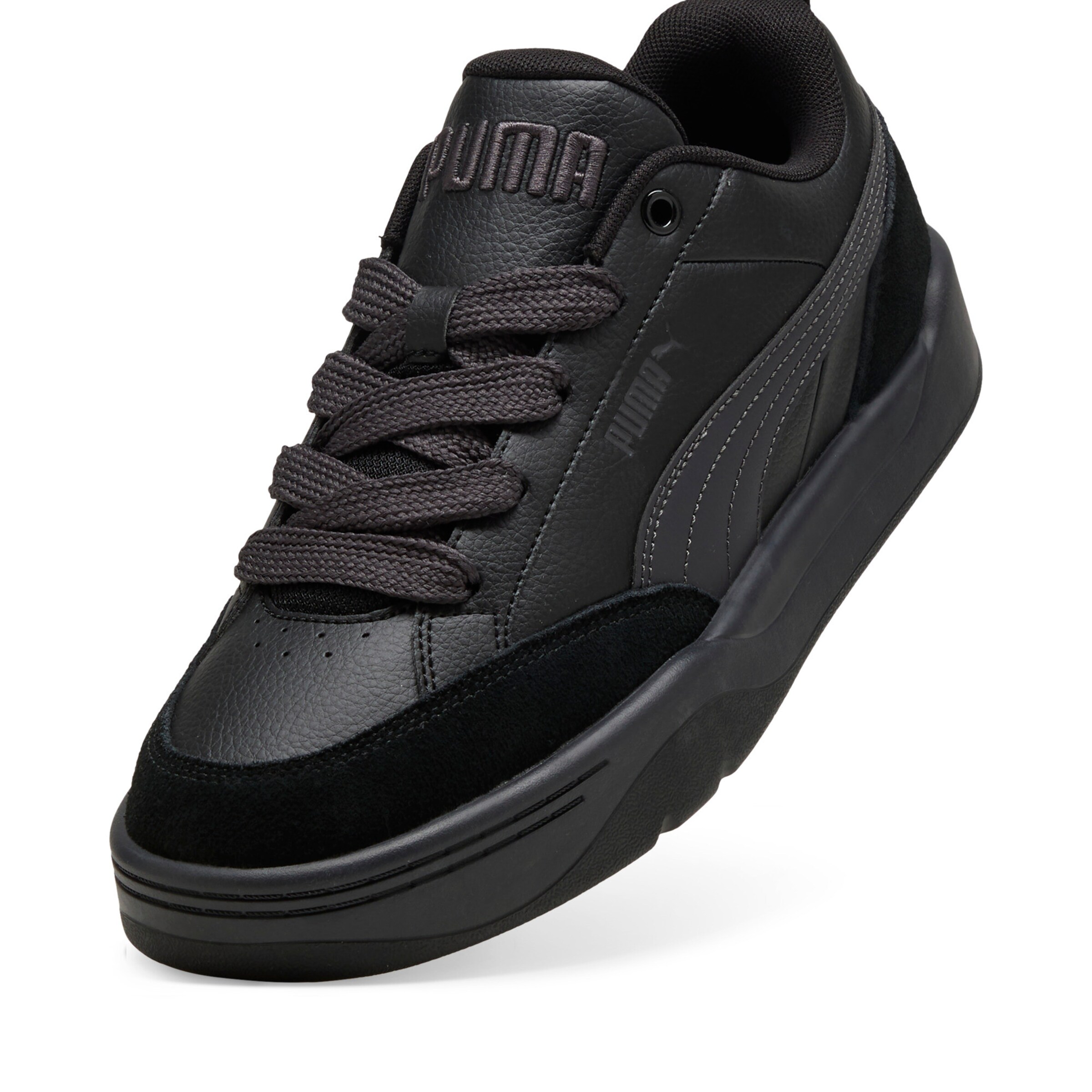 PUMA Sneakers in Black