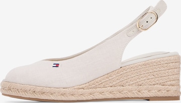 TOMMY HILFIGER Сандали в бежово: отпред