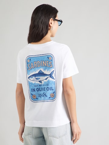Tricou 'Sardines' de la Rich & Royal pe alb: față