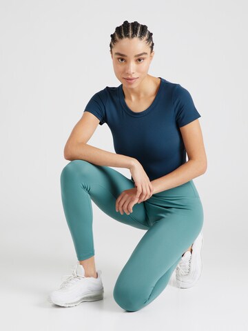 NIKE Funkční tričko 'ONE' – modrá