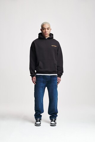 2Y Studios Sweatshirt 'Last For Life' in Zwart