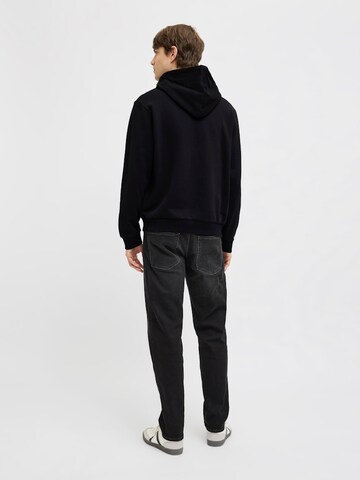 JJ Rebel Sweatshirt 'JREBROCKY' i svart