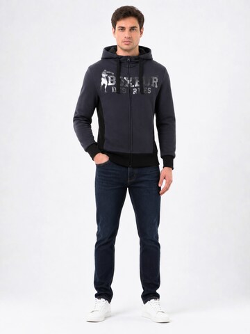 Boxeur des Rues Sweatshirt 'Herren Hoodie Fitted Boxeur des Rues mit Reißverschluss und Kapuze, Anthrazitgrau, Ton-in-Ton-Logo, Baumwolle' in Grijs
