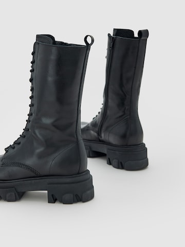 EDITED Lace-Up Boots 'Dorle' in Black