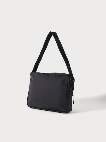 Calvin Klein Torba za čez ramo 'BOLD' | črna barva