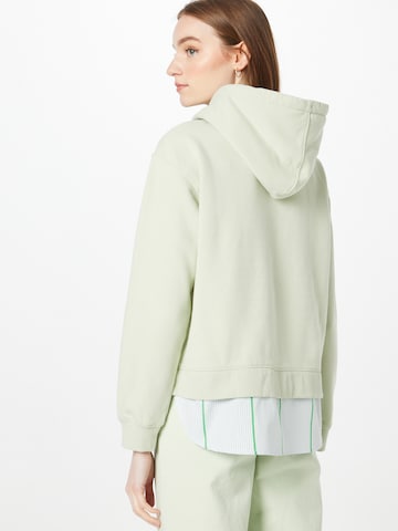 s.Oliver Sweatshirt in Green