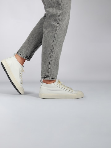 BLACKSTONE - Zapatillas deportivas bajas 'Zoey' en blanco