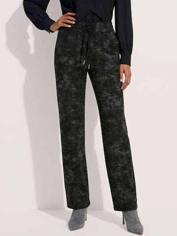 MADELEINE Regular Broek in Zwart: voorkant