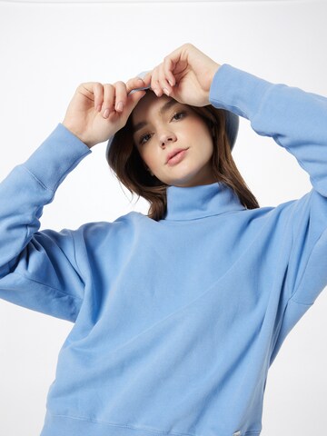 BRAX Sweatshirt 'Bela' in Blauw