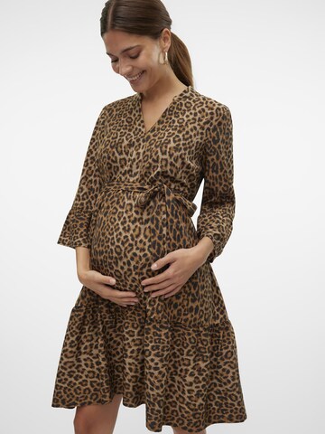 Vero Moda Maternity Jurk in Bruin: voorkant