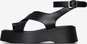 Flip-flops de la CESARE GASPARI pe negru: față