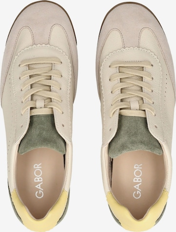 Gabor Low-Top sneakers voor dames, lage schoenen, comfortabel extra breed (H), Wit Zilver 50, 40 EU Breed Gabor Low-Top sneakers voor dames, lage schoenen, comfortabel extra breed (H), Wit Zilver 50, 40 EU Breed