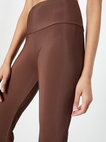 Onzie Flared Sports trousers in Brown