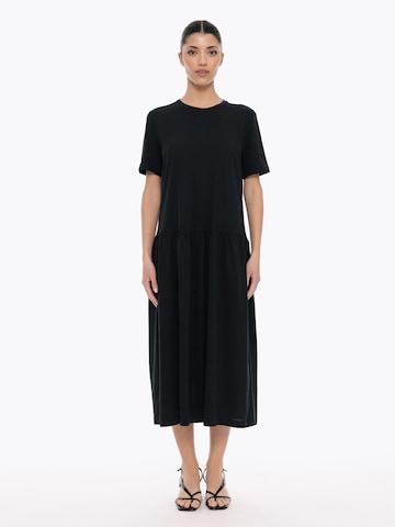 Robe 'Connect Me' 4TAILORS en noir : devant