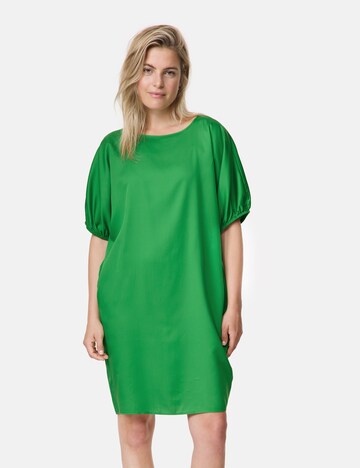 Robe TAIFUN en vert : devant