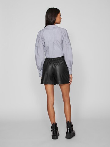 VILA Regular Shorts 'MIRIAM' in Schwarz