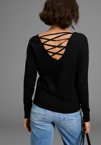 LAURA SCOTT Pullover in Schwarz