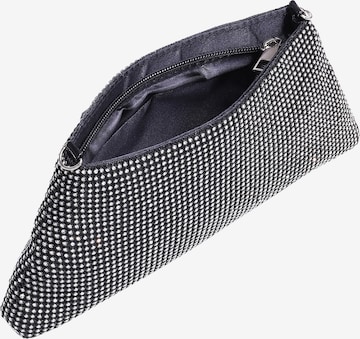 faina Clutch in Zwart