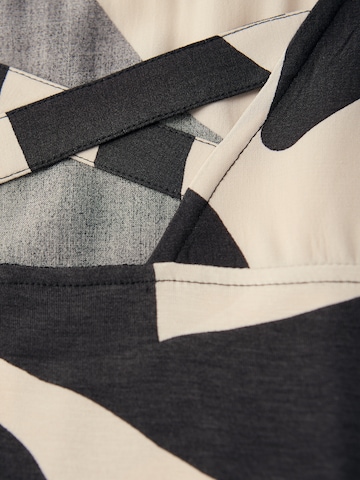 STREET ONE Shirt in Grey