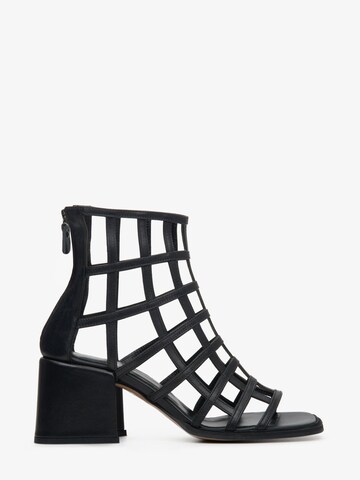 Sandalo '53-920' di Estro in nero: frontale