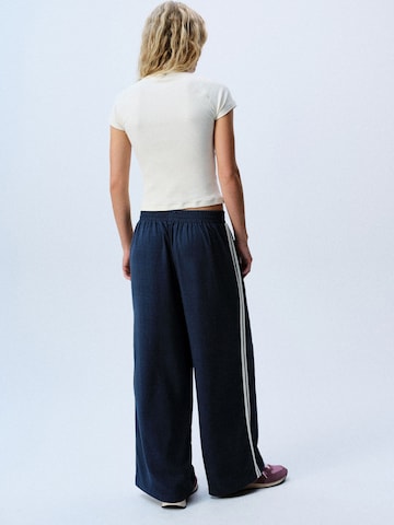 self. - Pierna ancha Pantalón en azul