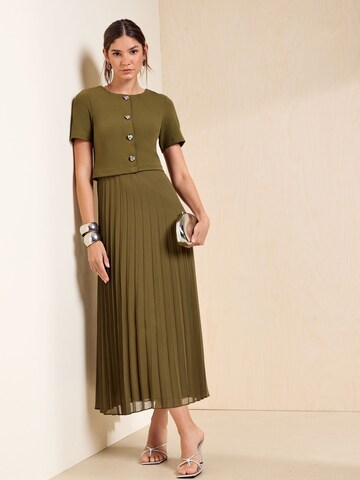 Rochie de la Friends Like These pe verde