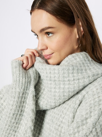 ESPRIT Pullover in Grau