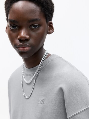 T-Shirt 'STWD' Pull&Bear en gris