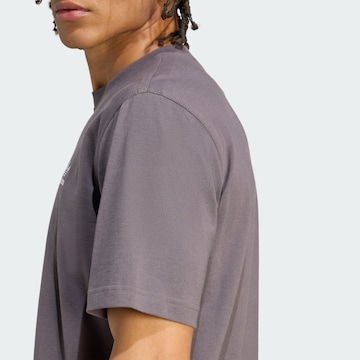 ADIDAS ORIGINALS Μπλουζάκι 'Trefoil Essentials' σε γκρι