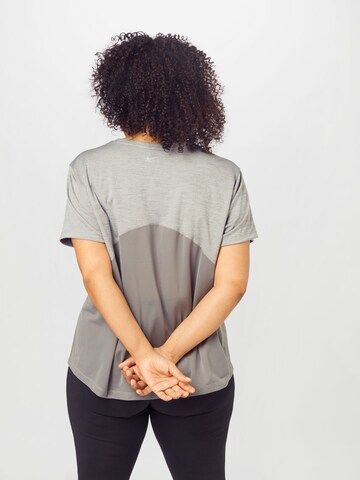 Nike Sportswear Sportshirt 'Miler' in Grau