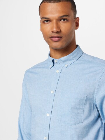 Coupe regular Chemise 'Jay' minimum en bleu